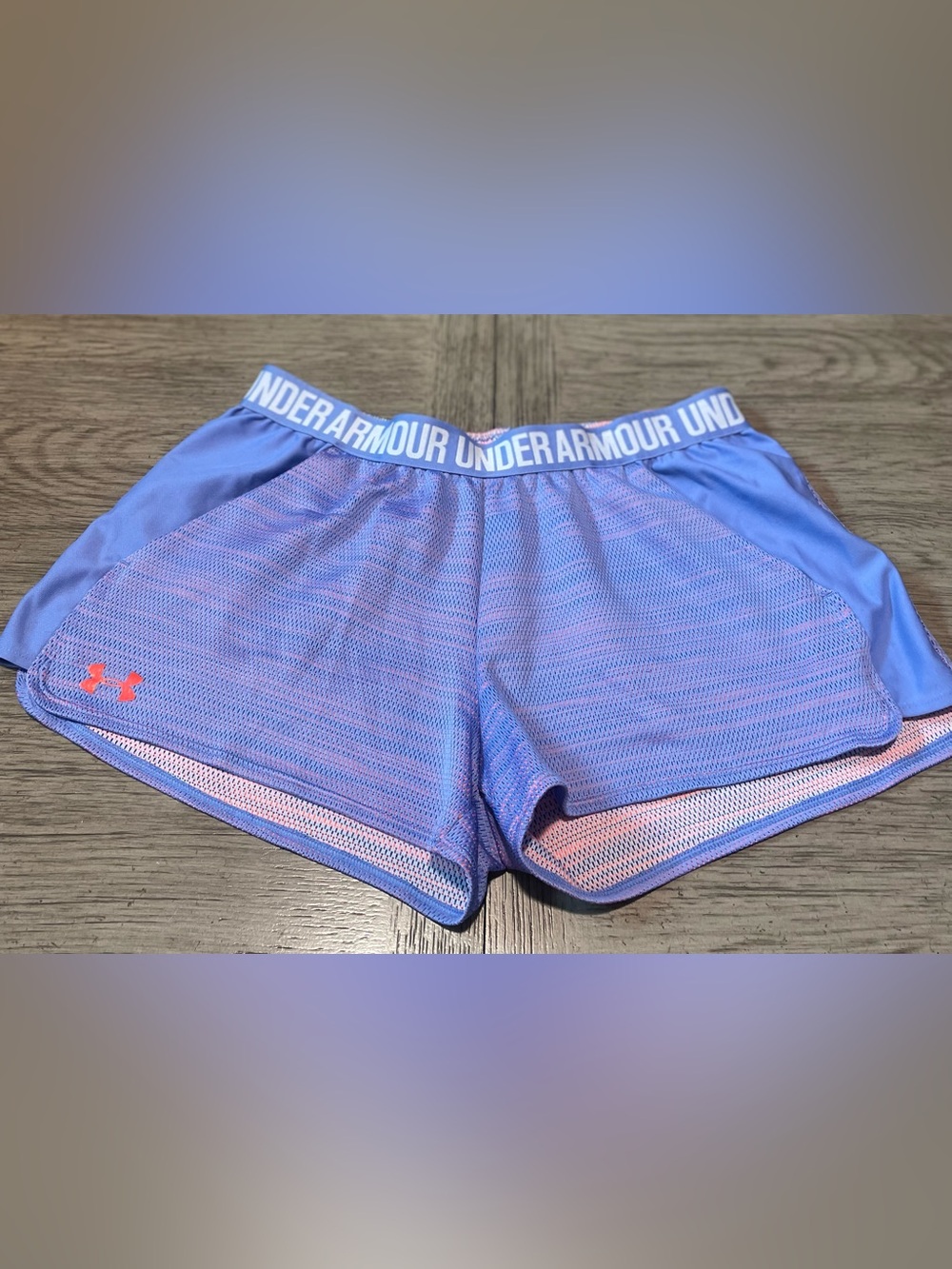 Under Armour women’s shorts, size large